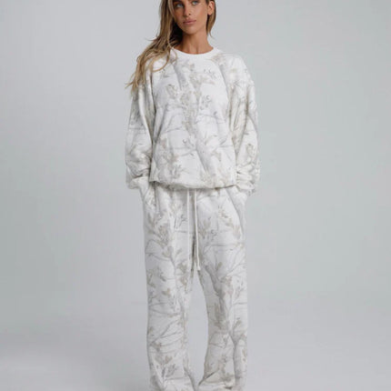 Autumn Winter Two Piece Sets Women Camouflage Hoodie Maple Leaf Print Sweatshirt Suit Sports Hoodie Sportswear